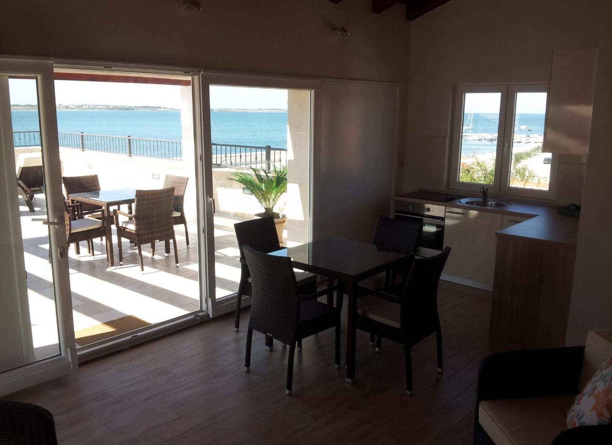 Sea View Apartments Nina Vrsi Pokoj fotografie