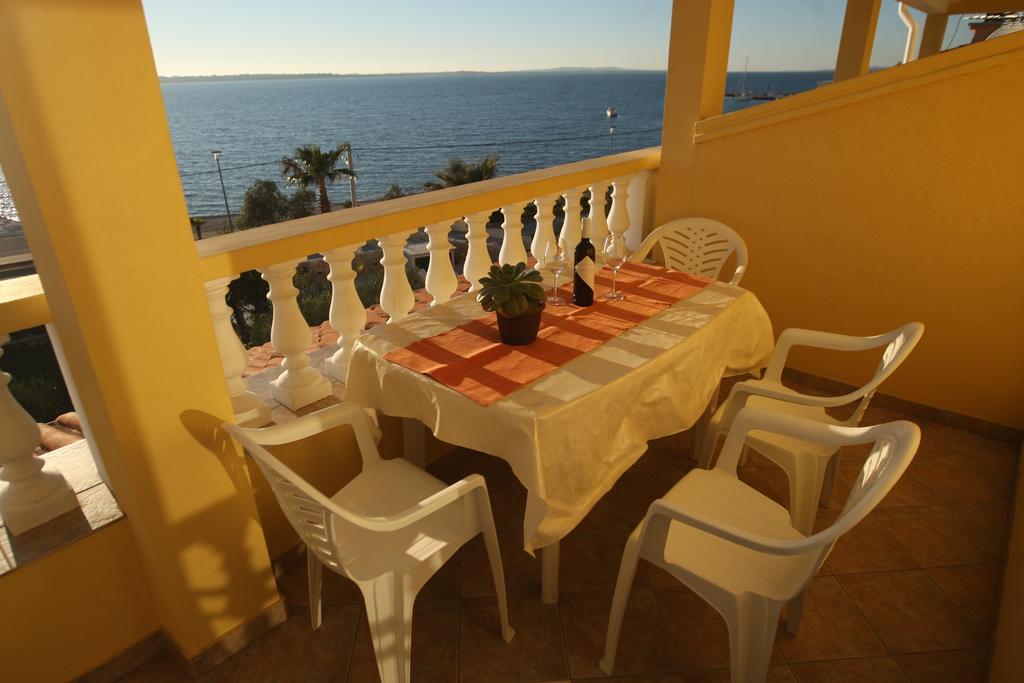 Sea View Apartments Nina Vrsi Pokoj fotografie
