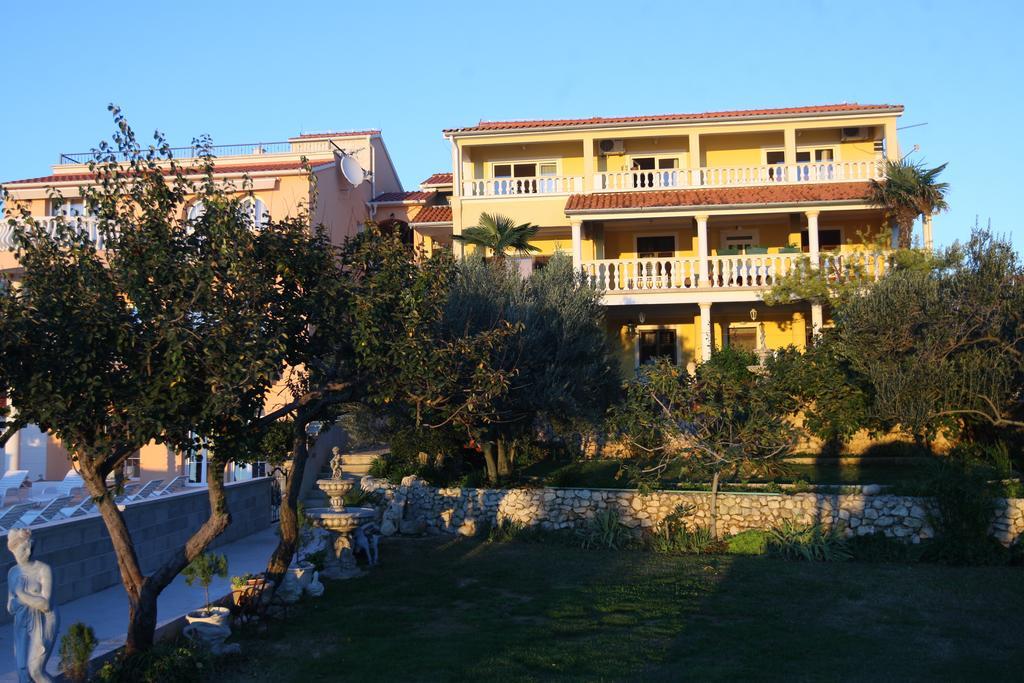 Sea View Apartments Nina Vrsi Exteriér fotografie