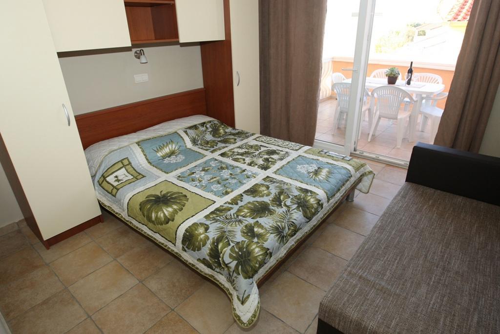 Sea View Apartments Nina Vrsi Exteriér fotografie